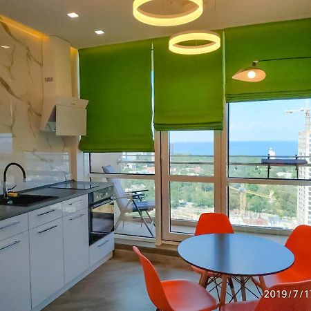Arcadia Vip Apartments Sea View! Odessa Exterior foto