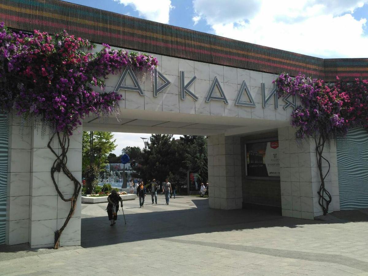 Arcadia Vip Apartments Sea View! Odessa Exterior foto