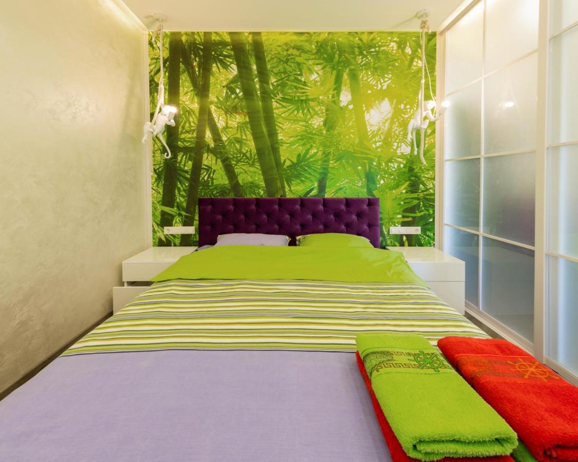 Arcadia Vip Apartments Sea View! Odessa Exterior foto